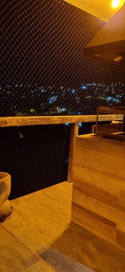 Apartamento - Com Varanda E Vista Panoramica Ilhabela